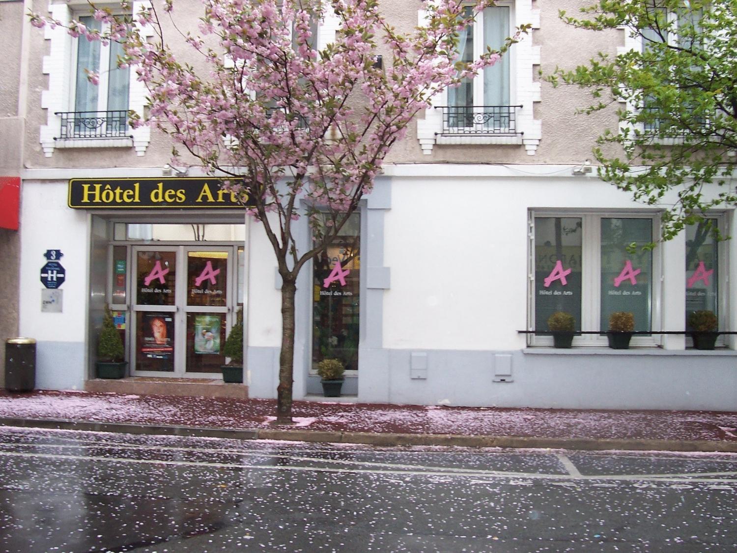 Hotel Des Arts Rueil-Malmaison Exterior photo